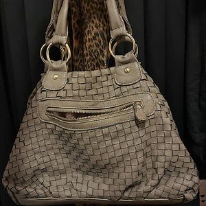 Taupe crossed laced bag very cute